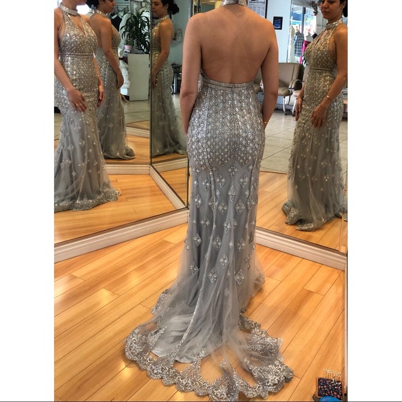 Silver Mac Duggal evening gown - Picture 5 of 5
